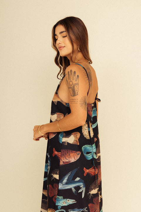 Vestido Tierra Peces Negro